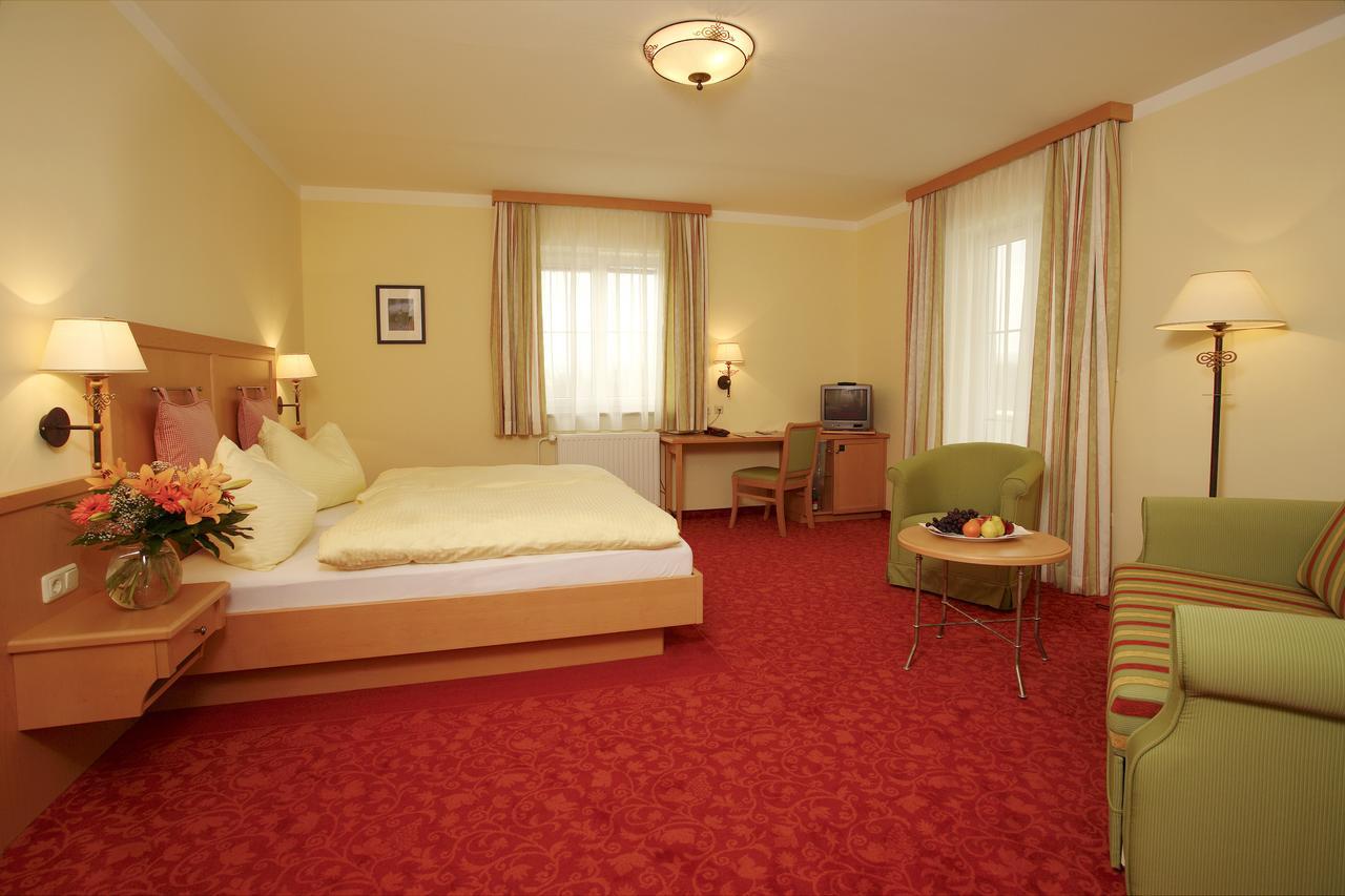 Hotel Wachau เมลค์ ภายนอก รูปภาพ